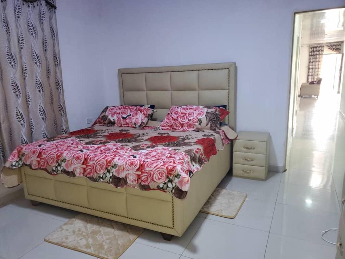 Savagem Furnished Apartment Freetown Dış mekan fotoğraf