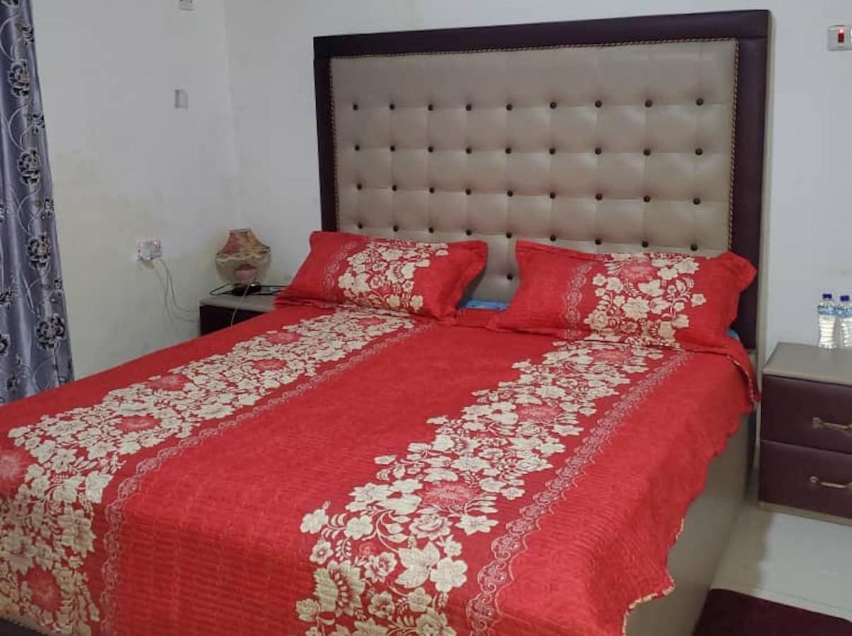 Savagem Furnished Apartment Freetown Dış mekan fotoğraf